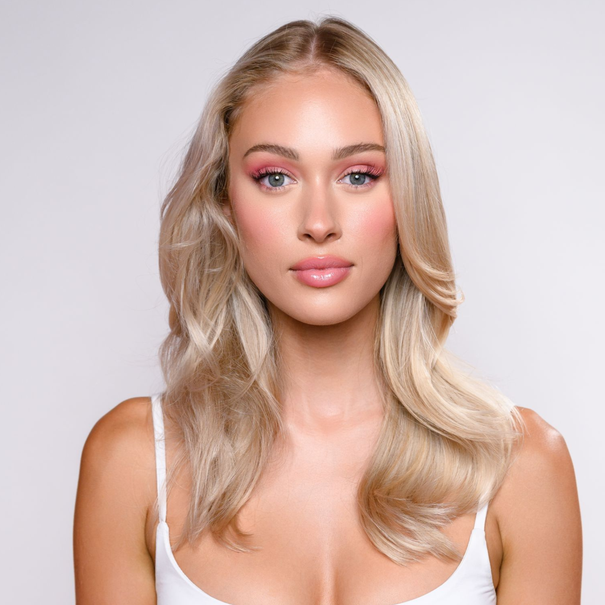Before and After of the Blow Dry Brush - Sleek Black