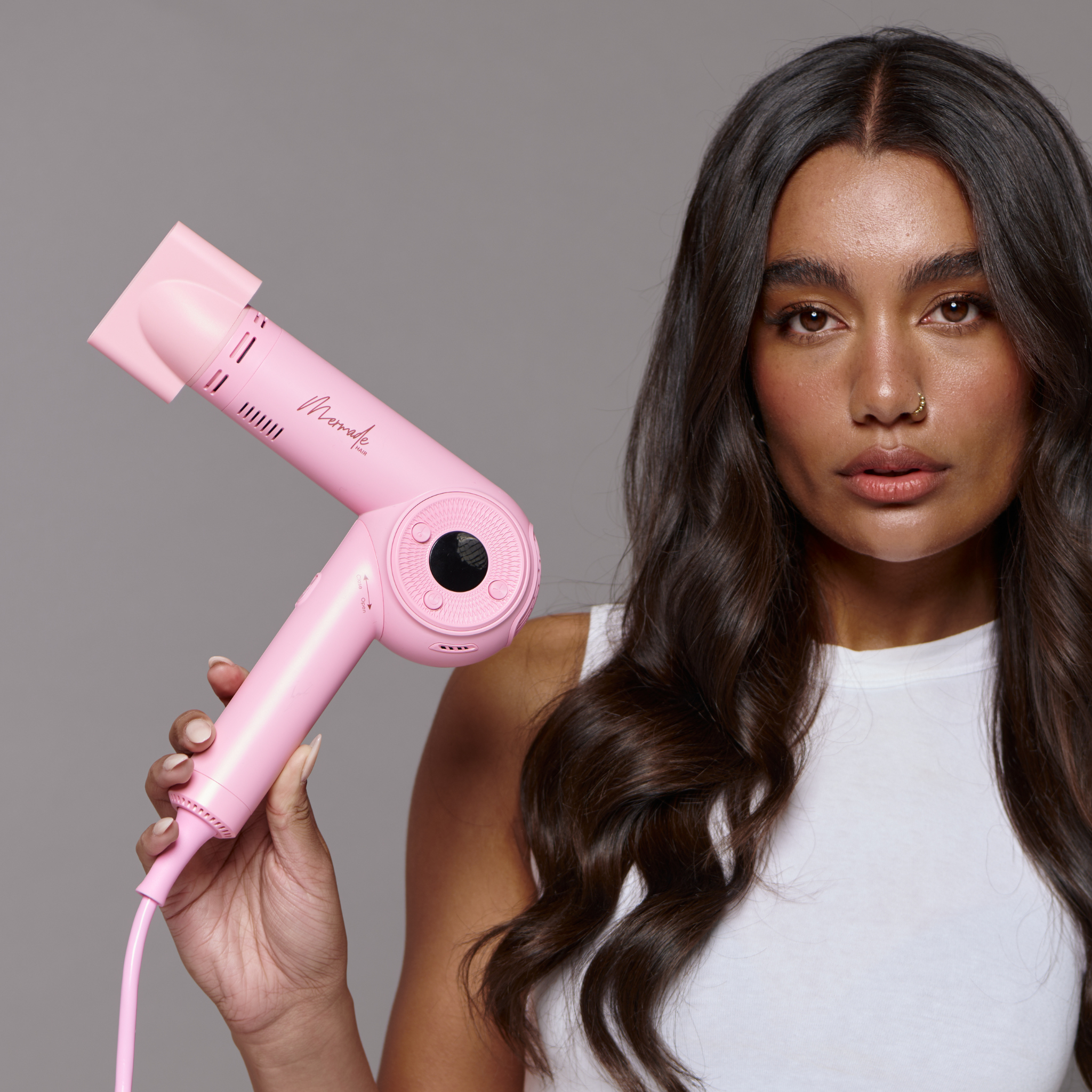 Brosse à brushing - Rose caractéristique