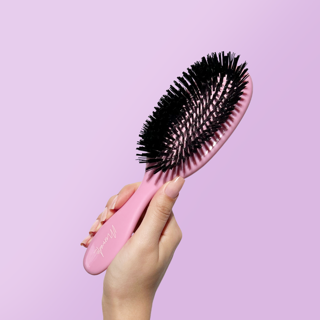Brosse à brushing - Rose caractéristique